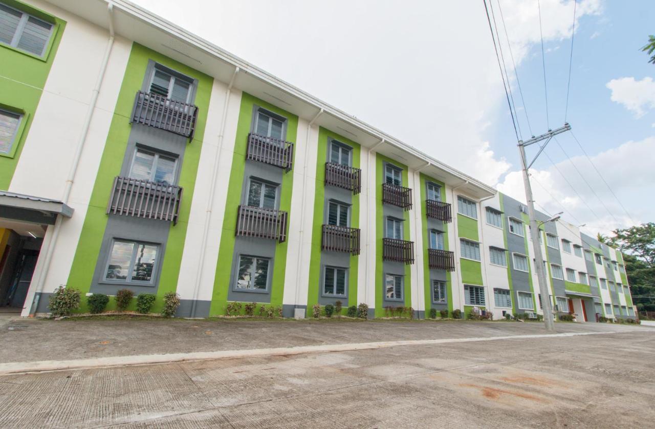 Reddoorz @ Sunfields Lipa Batangas Hotel Lipa City Ngoại thất bức ảnh