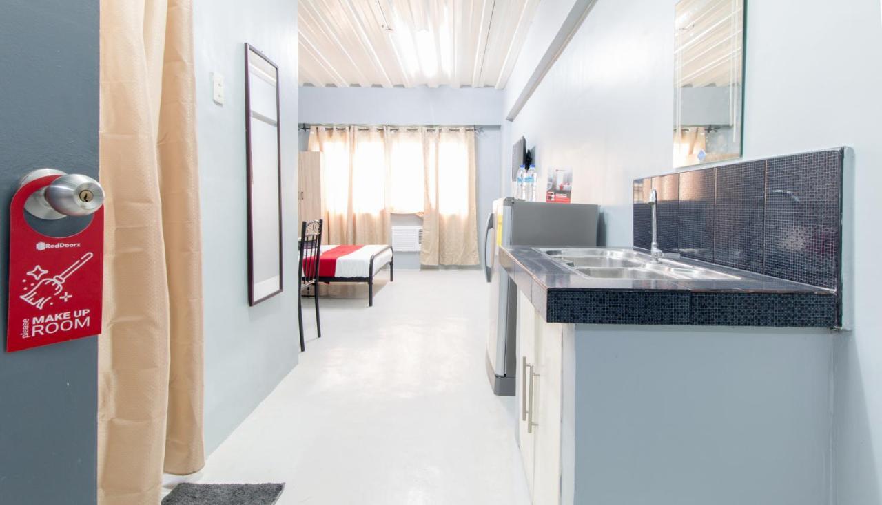 Reddoorz @ Sunfields Lipa Batangas Hotel Lipa City Ngoại thất bức ảnh